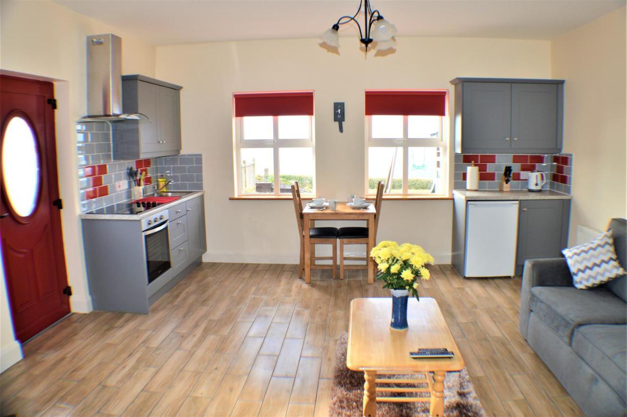 Sea Breeze Apartment Doolin Bagian luar foto