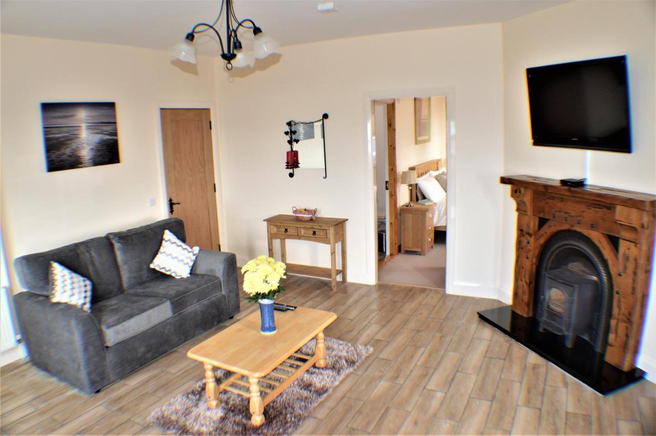 Sea Breeze Apartment Doolin Bagian luar foto