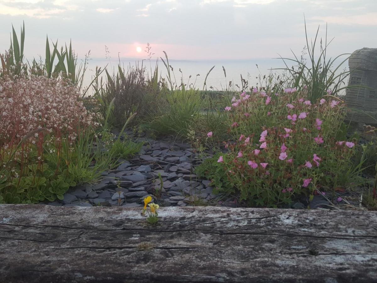 Sea Breeze Apartment Doolin Bagian luar foto