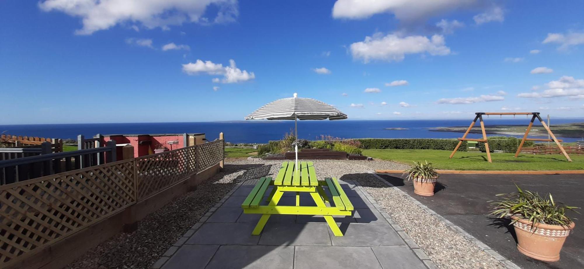 Sea Breeze Apartment Doolin Bagian luar foto