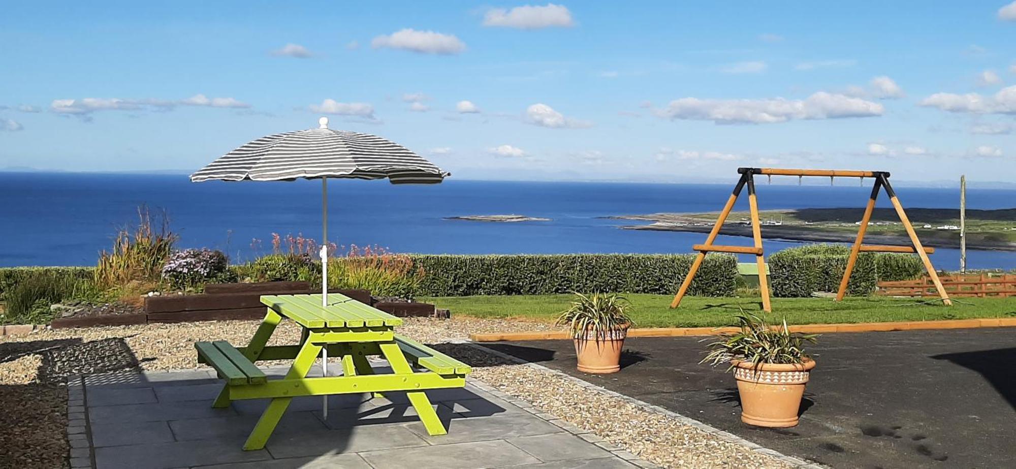 Sea Breeze Apartment Doolin Bagian luar foto