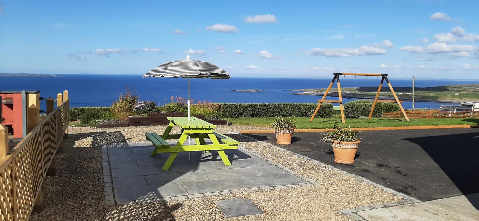 Sea Breeze Apartment Doolin Bagian luar foto