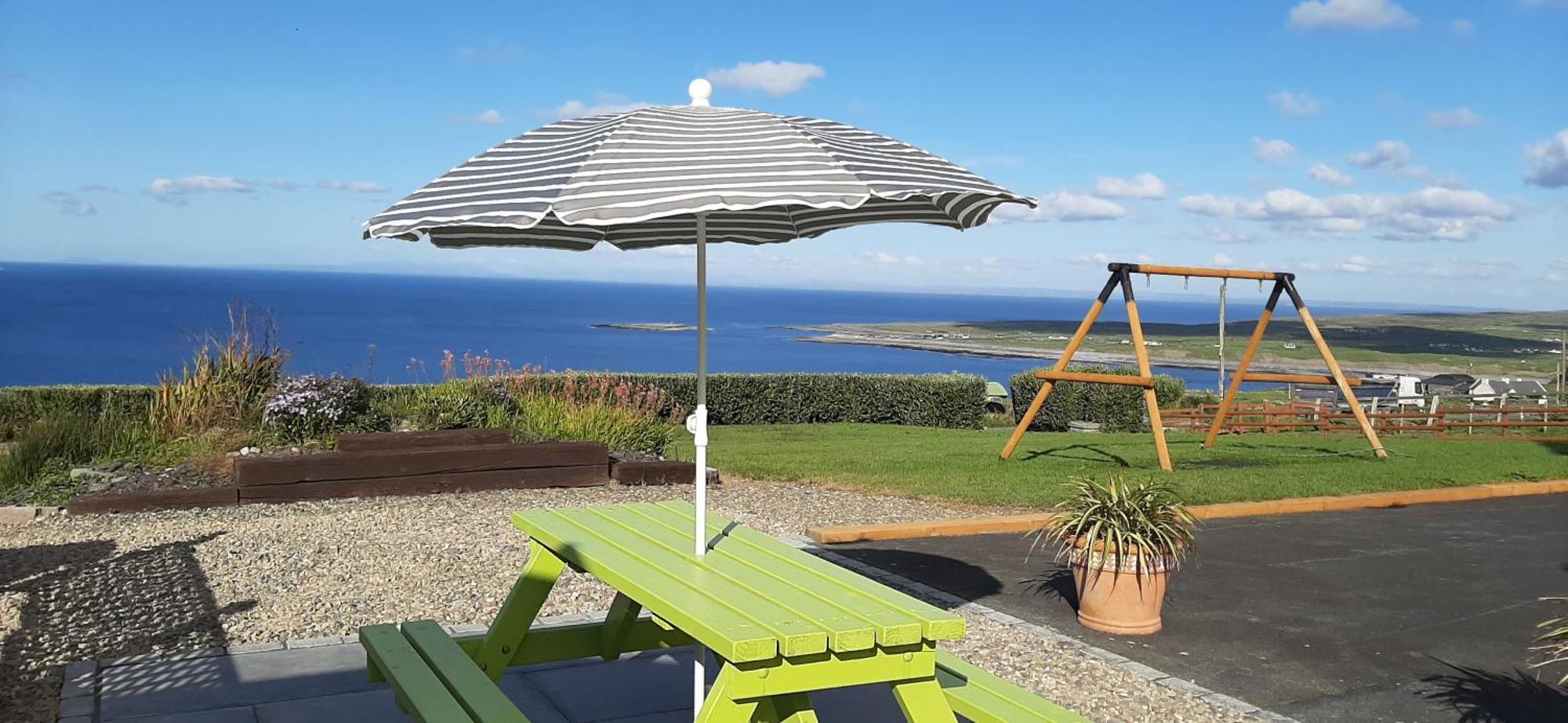 Sea Breeze Apartment Doolin Bagian luar foto
