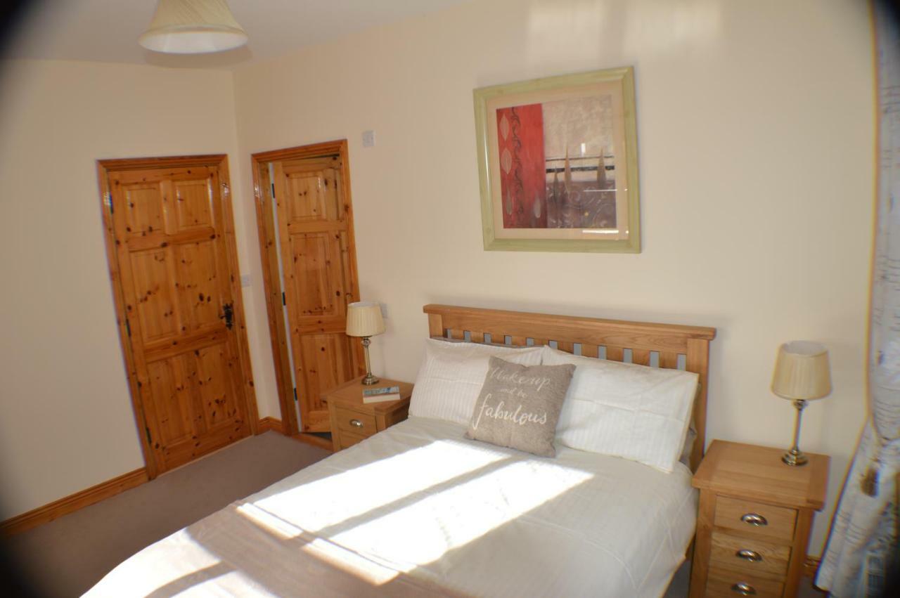 Sea Breeze Apartment Doolin Bagian luar foto