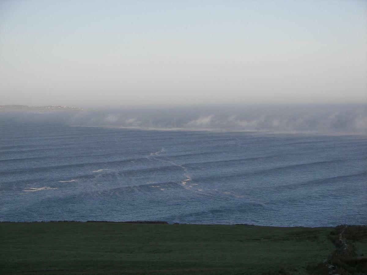 Sea Breeze Apartment Doolin Bagian luar foto